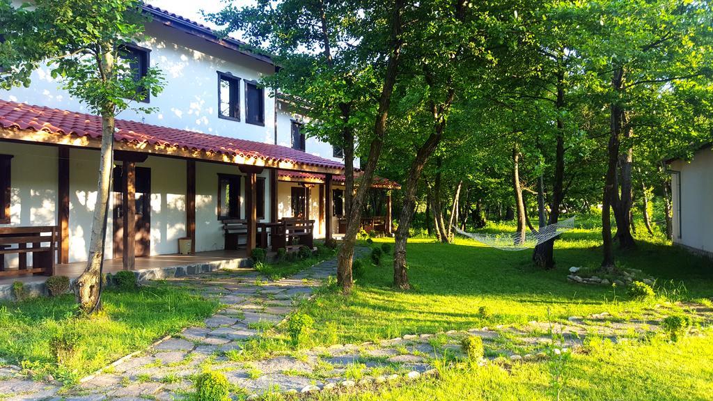 Hotel Holiday Park Ranchoto à Kirkovo  Extérieur photo